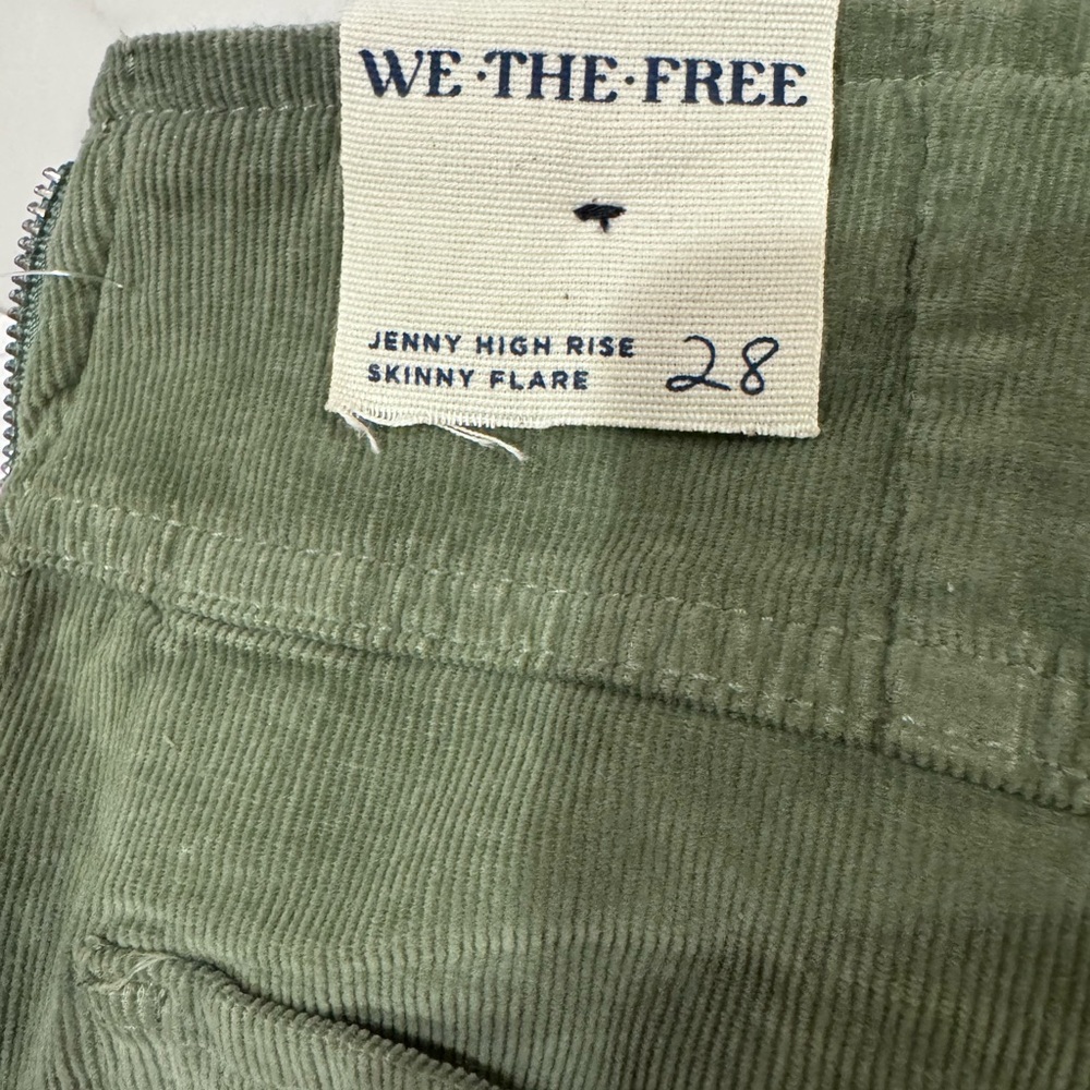 NWT Free People High Waisted Corduroy Pants Size 28 Green - Picture 2 of 4